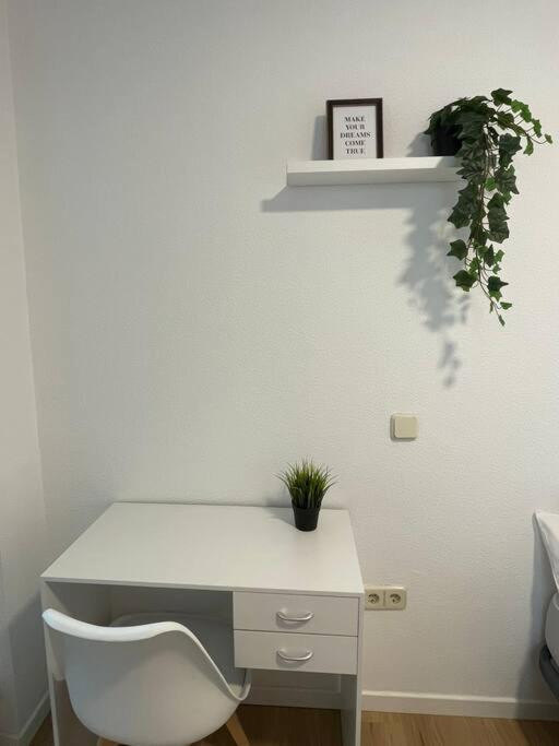 מדריד Juan Pantoja, Apartamento Para 2 En Metro Alvarado מראה חיצוני תמונה