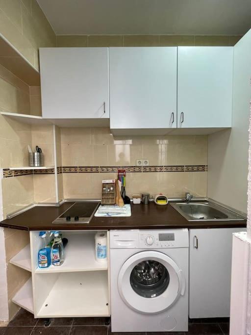 מדריד Juan Pantoja, Apartamento Para 2 En Metro Alvarado מראה חיצוני תמונה