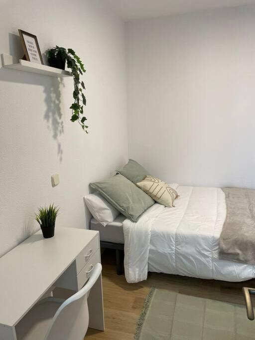 מדריד Juan Pantoja, Apartamento Para 2 En Metro Alvarado מראה חיצוני תמונה